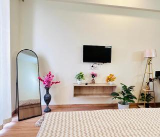 The Solis - Stay by Sunstone - 1