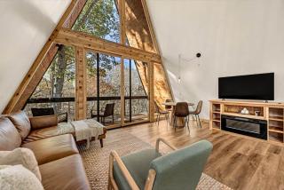 Post Oak Perch-Cozy Forest A-frame Near Bentonville - 1