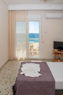 Sea and Sky by Infinity - 4