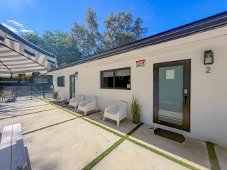 Designer 1BR Retreat Heart of Miami Pool - 8