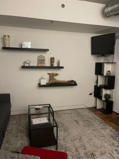 Jets Nest DT free PRK rooftop patio gym - 9