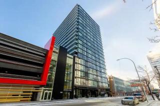 Jets Nest DT free PRK rooftop patio gym - 5