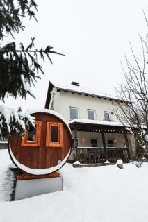 NEU im Harz, Das Haus am Wald mit privater Sauna, frisch renoviert - 0
