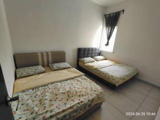 HOLIDAY HOMES by Rumah Che Matsunami - 7