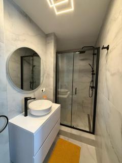 Gorgeous apartment in center - 9