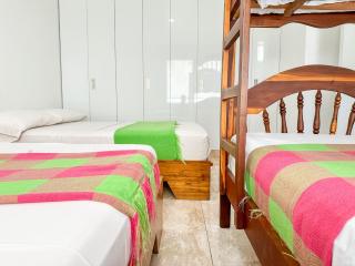 Casa para familias en urb Privada - 4