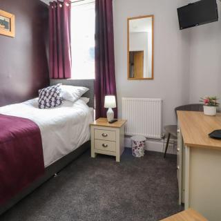 Contractor's Rest - 1