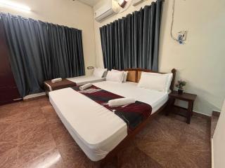 The Ocean Park Beach Resort - 8