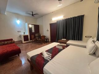 The Ocean Park Beach Resort - 7