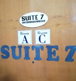 Suite seven - 8