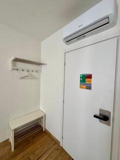 Attractive Room - 6 - 5
