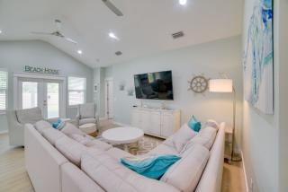 West End Home with Yard Less Than 1 Mi to Beach Access! - 7