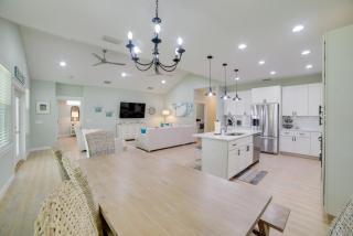 West End Home with Yard Less Than 1 Mi to Beach Access! - 1