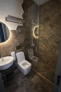 Renaissance Boutique - 7