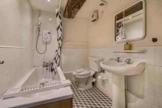 GuestReady - Cozy retreat in vibrant Liverpool - 7