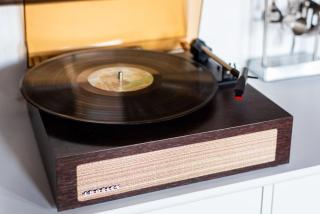 Hollyhock Suite 401 - 1