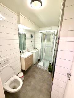 Aurora Stay - Cathedral and Cablecar view - 4