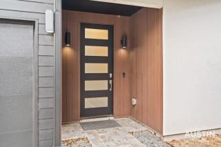 SoCo Eats, Zilker Days, Moody Nights 3BR 2.5BA w Upper Deck by Austin Vacay - 1