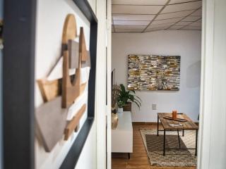 Cozy Apt With King Size Bed- Only 5 Miles to NYC - 7