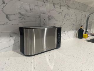 Free Indoor Parking 25 Minutes to NYC - 3