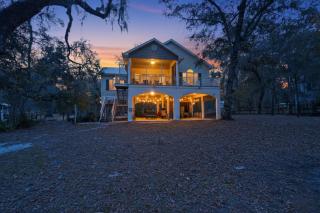 Suwannee House with Bungalow - 9