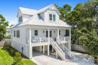 Private Pool 30A Beach House | Sleeps 11 | Near Seaside - 9