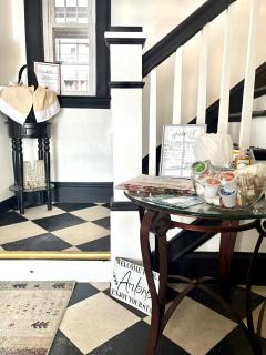 The Elizabeth Suite B2 - 1