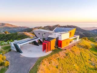 The Aviator Sweeping Ocean Views Above The Clouds - 8
