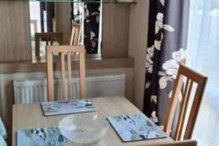 Dove Close 21 Static Caravan Hoburne Devon Bay - 8