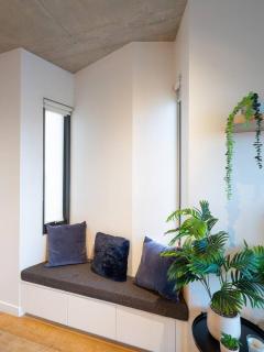 Skyline Suites - Cosy Retro Retreat, Walk to MCG - 3