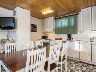 Holiday Home Alppikylä 3b paritalo by Interhome - 3