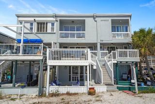 Family Tides - Beachfront Pet-Friendly Duplex - 2