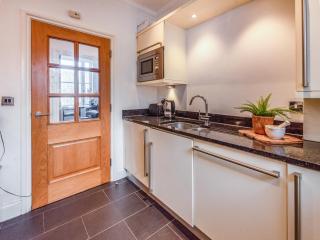 Gated Mansion Apartment- Stylish, Quiet & Secure - 2