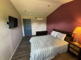 Four Seasons Lodging - 5