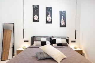 Horse Farm House - 5 Min to the Beach - 7