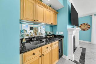 Grandview 202 - Gulf Front Home with Direct Beach Access & Shared Pool - 2