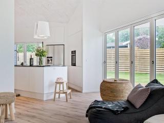 Holiday Home Dorthie - 800m from the sea by Interhome - 1