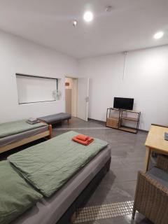 Ferienwohnung-Monteurwohnung-Parkplatz - 8