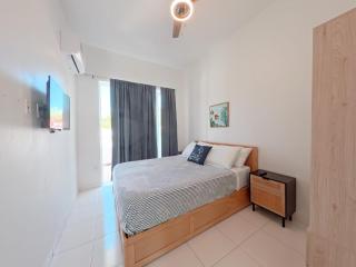 21 North Hotel in Grace Bay - 1