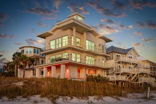 Sea Grove - Beachfront, Ocean Views & Balcony - 8