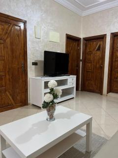 Spacious Family Apartment - 5