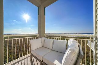 Isle of Skye - Waterfront Gulf View Home with Many Community Amenities & Pool - 1