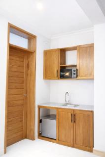 The Valley Retreat - 1