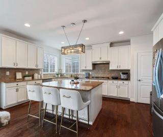 Spacious 5BR Home in Alexandria 5 Beds 5 Baths - 1