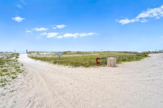 Tristan Towers Unit 10E - 5