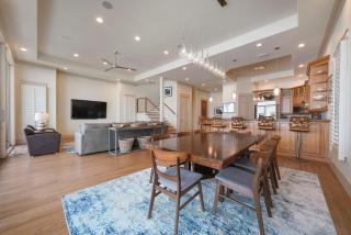 Laissez Faire - Gulf-front Retreat in Vizcaya Featuring Private Elevator & Private Beach Access - 9