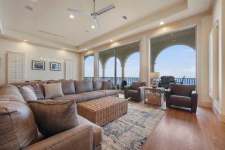Laissez Faire - Gulf-front Retreat in Vizcaya Featuring Private Elevator & Private Beach Access - 2
