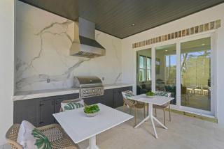 Lilly's Pad - Luxury Vacation Rental Near the Beach with Secluded Pool Area & Gulf Views - 3