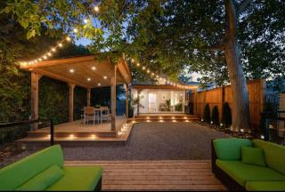 Luma Lakehouse Icewine Lakefront | Deck + Hot Tub - 7