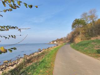 Holiday Home Uschi - 15m from the sea by Interhome - 4